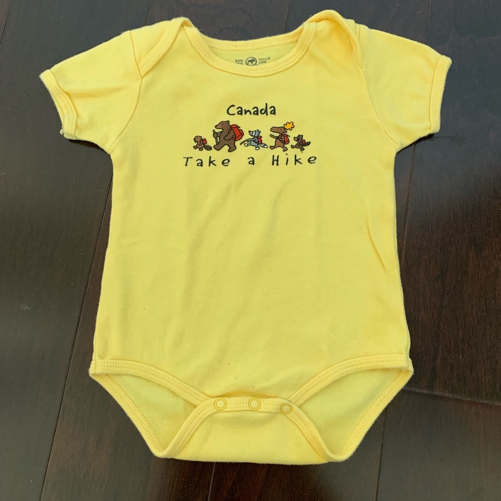 Canada ‘Take a Hike’ onesie in yellow, size 18 mo